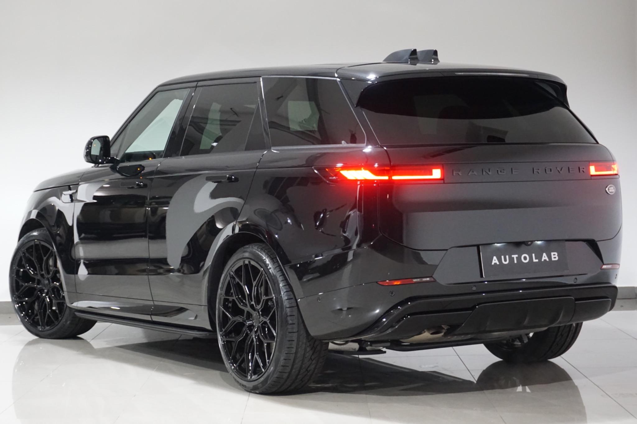 Land Rover Range Rover Sport 3.0 D300 MHEV Dynamic SE Auto 4WD Euro 6 (s/s) 5dr